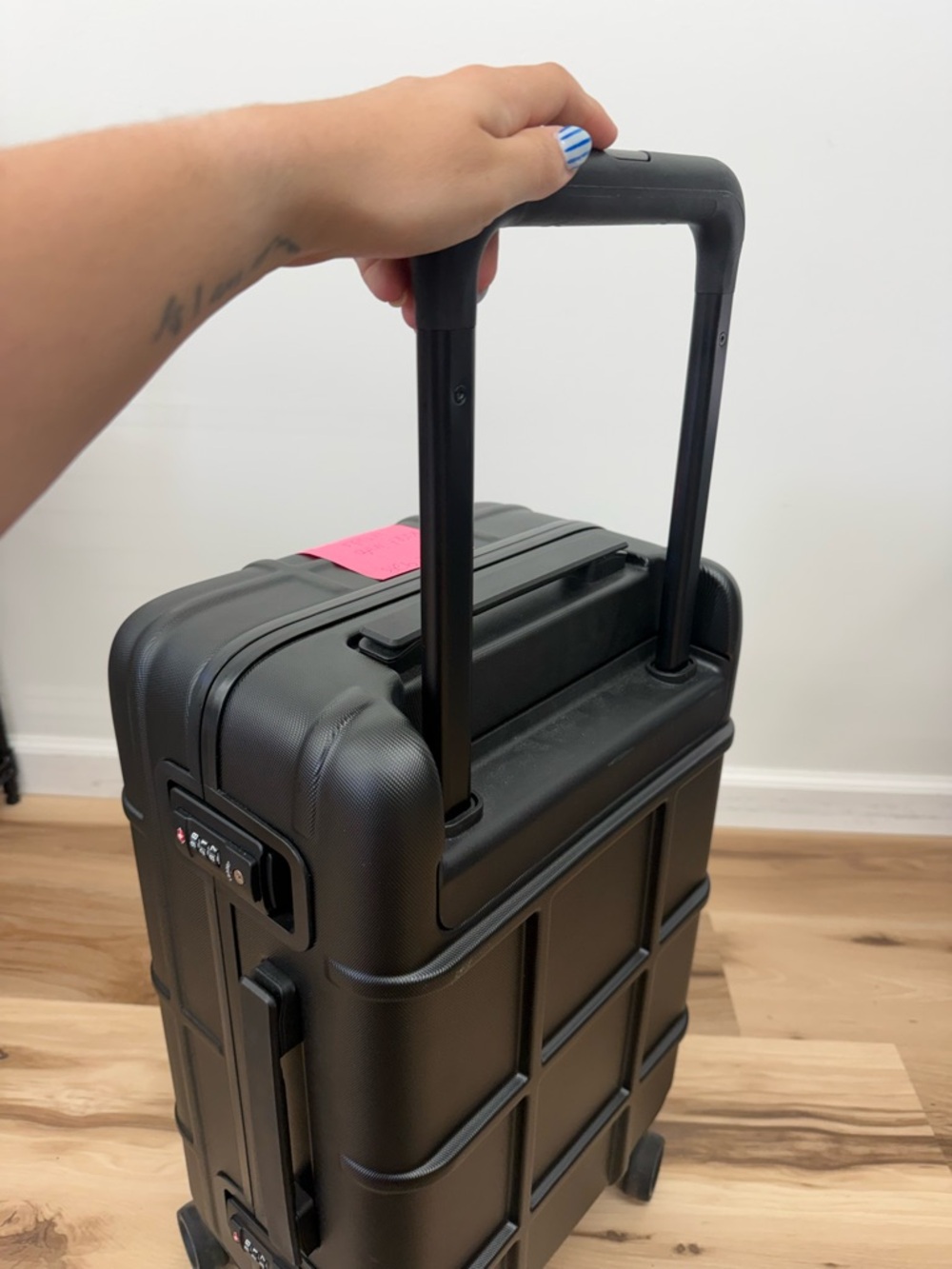 The North Face Hard Shell Carry-On Black Suitcase - Picture 13 of 13